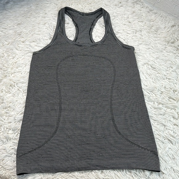 Lululemon Swiftly Tech Tank Hyper Stripe Black White - Picture 1 of 3